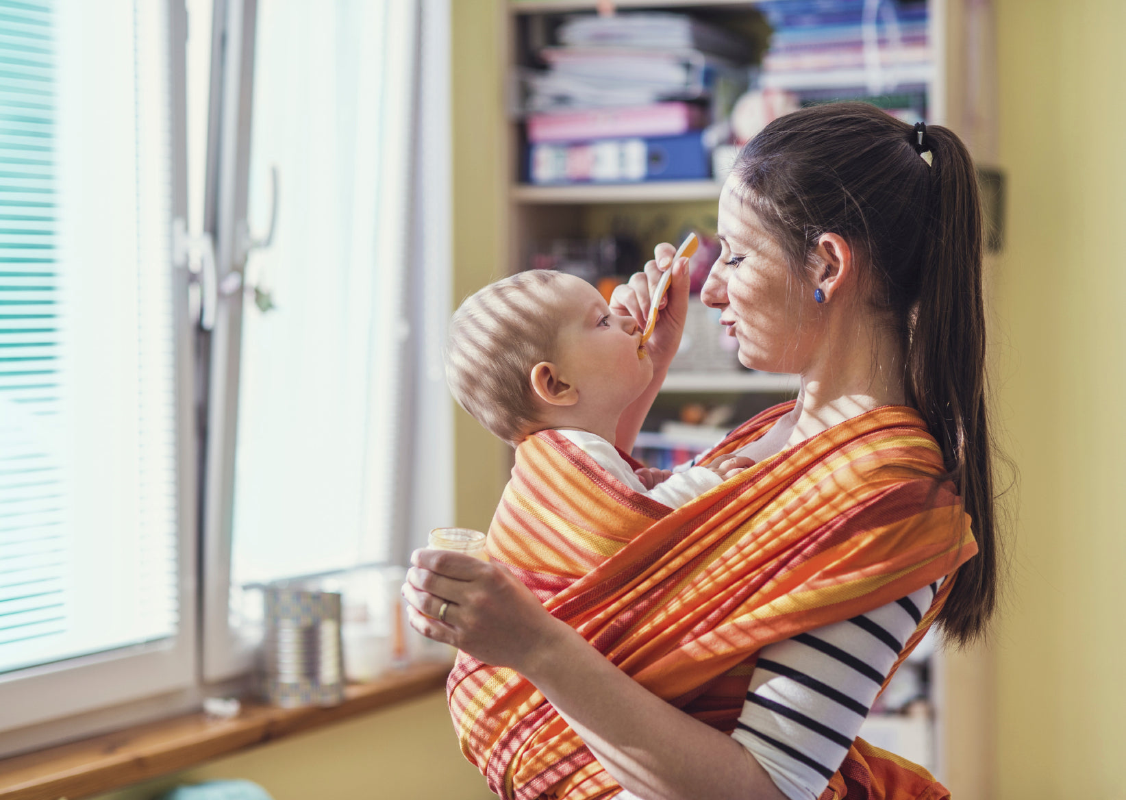 Sling: benefícios para a mãe e o bebê