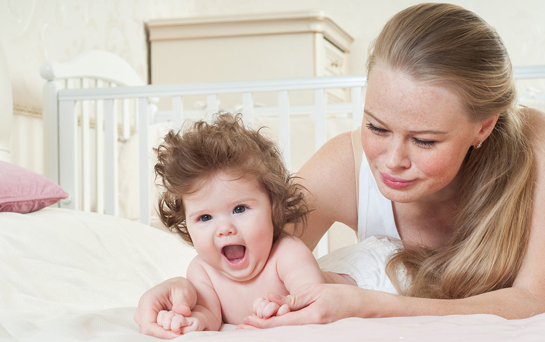 Como os pais podem estimular a fala do bebê no dia a dia?