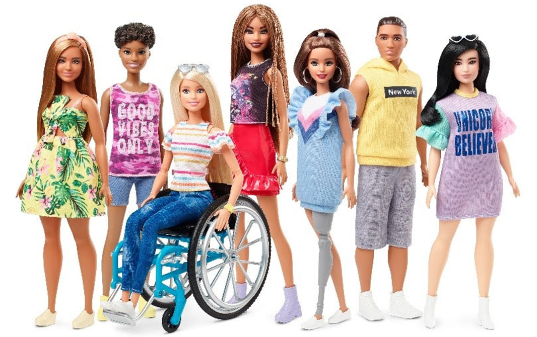 Barbie expande portfólio e lança bonecas com deficiências físicas