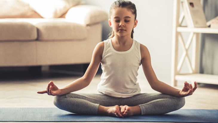 3 exercícios de concentração para acalmar as crianças na quarentena