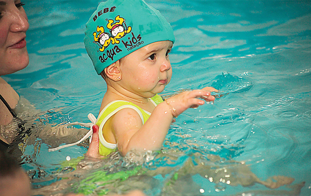 Os benefícios da natação infantil