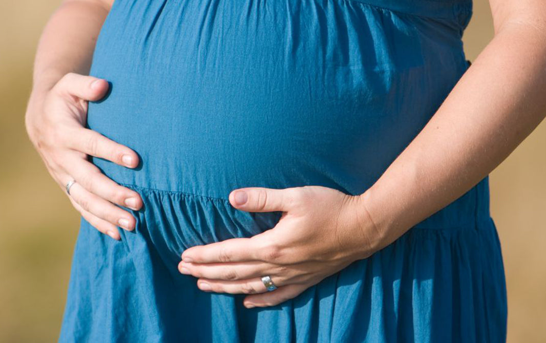 Grávida de quadrigêmeos, mulher pensa em abortar dois meninos
