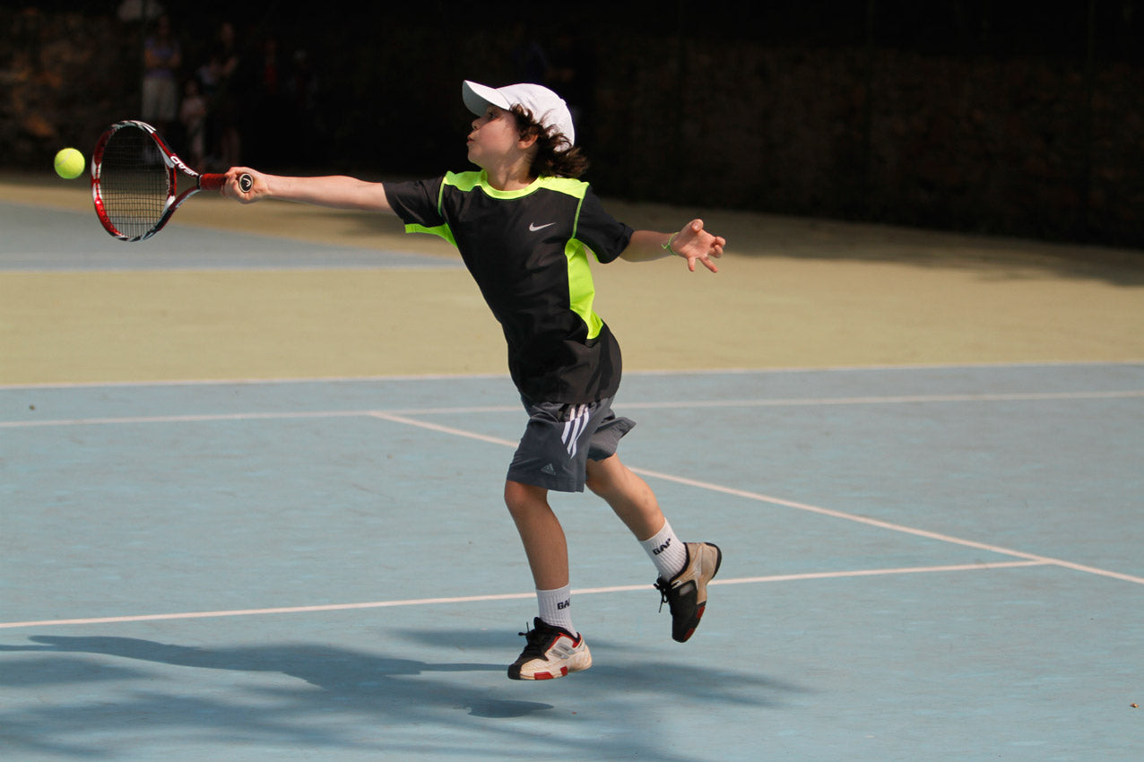 Tênis: benefícios do esporte para o desenvolvimento infantil
